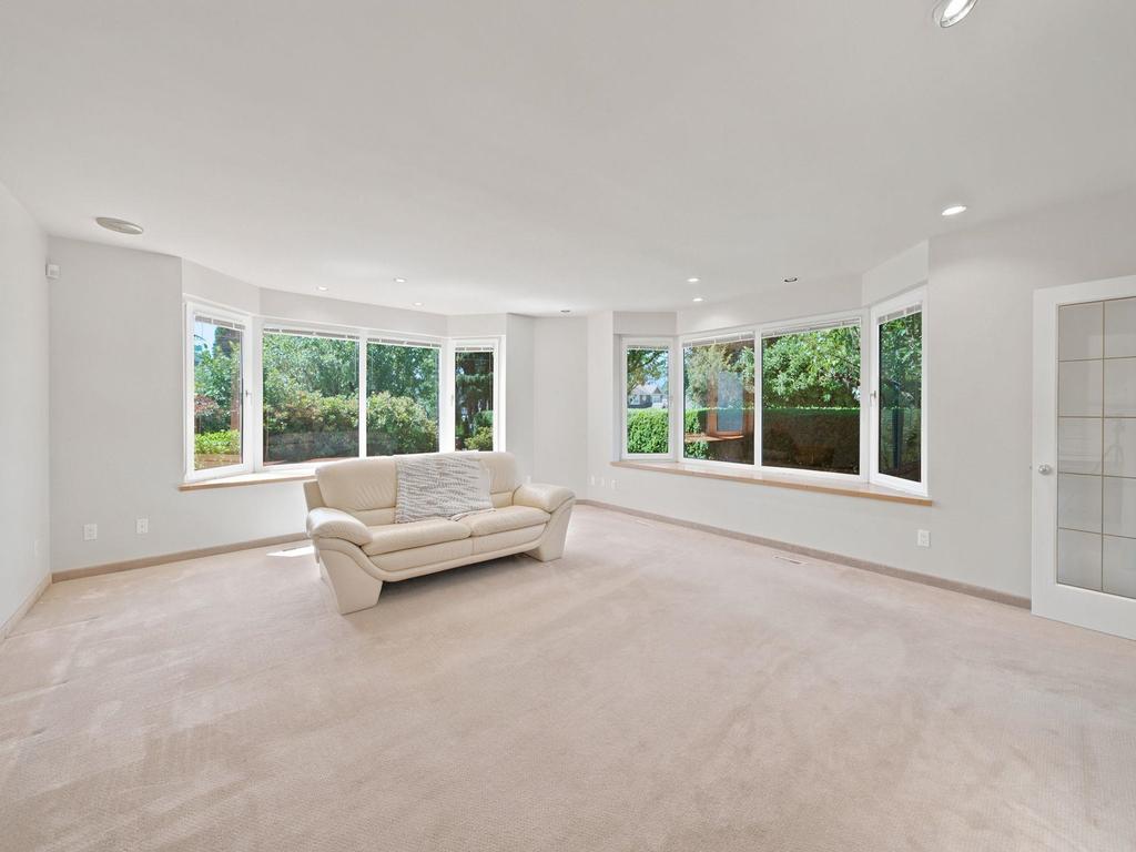 Listing Image for R3152700