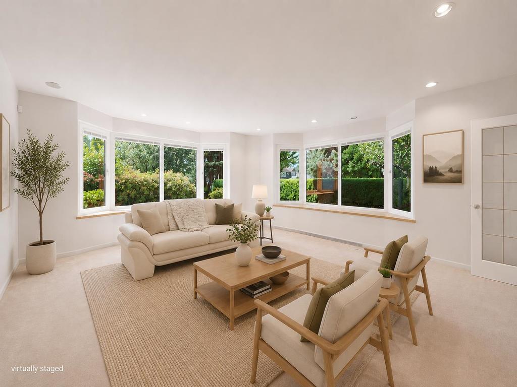 Listing Image for R3152700