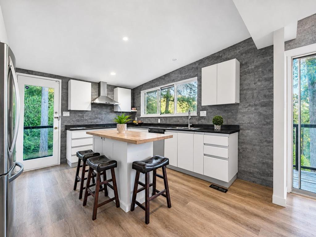 Listing Image for R3156534