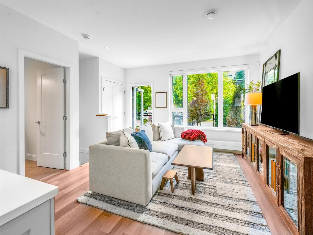 Listing Image for R3156600