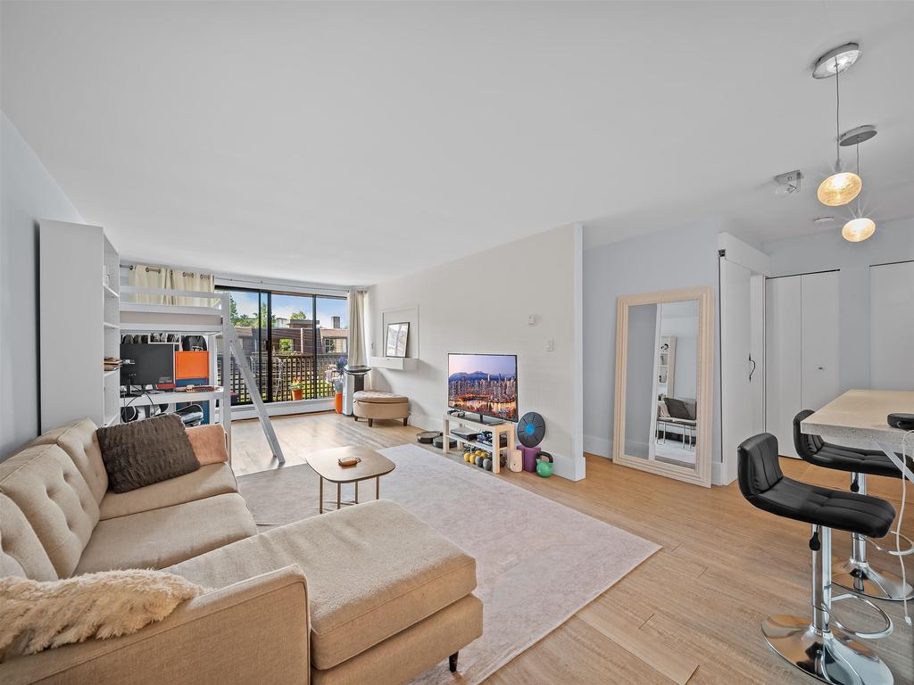 Listing Image for R3156609