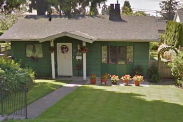 225 21st Street East, Lonsdale
