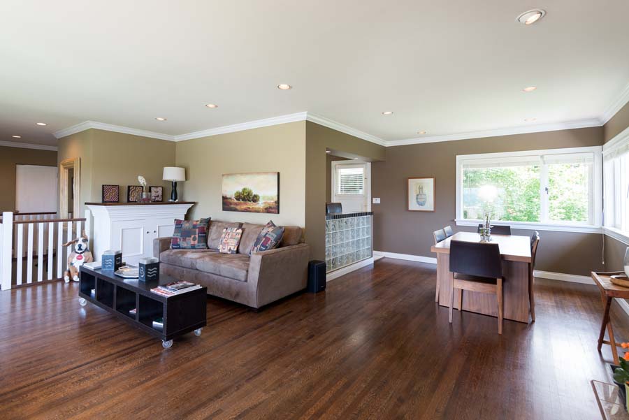 4422 Ranger Ave, Forest Hills â€” photo 3