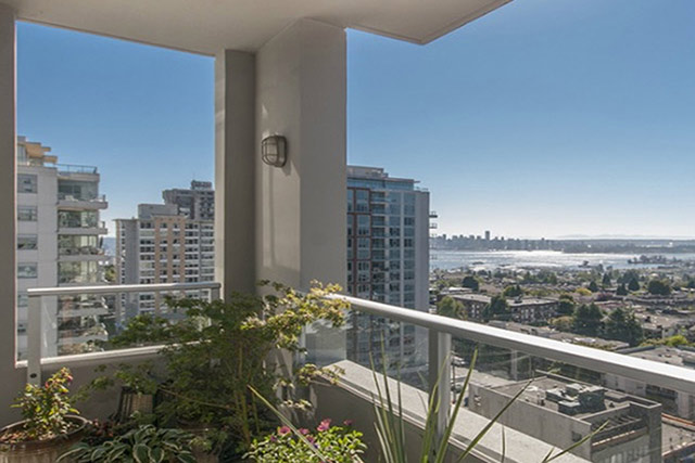 1201-120 16th St West, Central Lonsdale