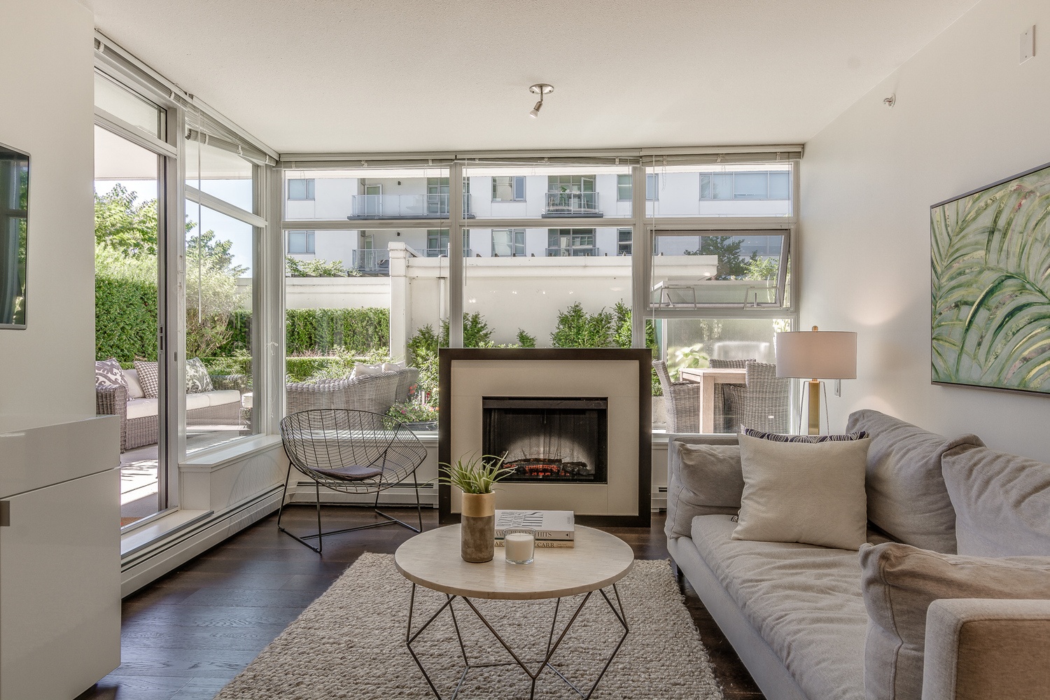 307 158 13th Street East, Central Lonsdale â€” photo 3