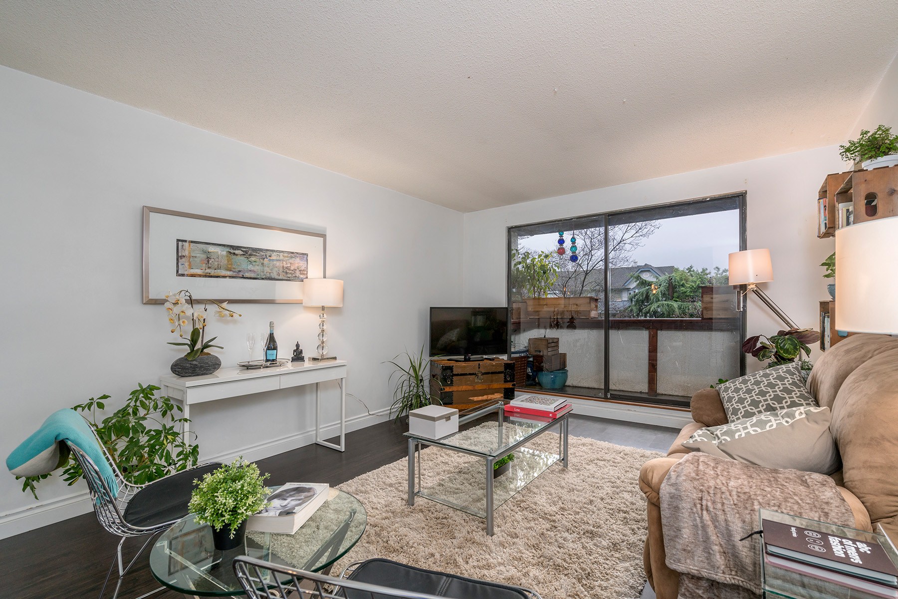 101 310 3rd Street East, Lower Lonsdale