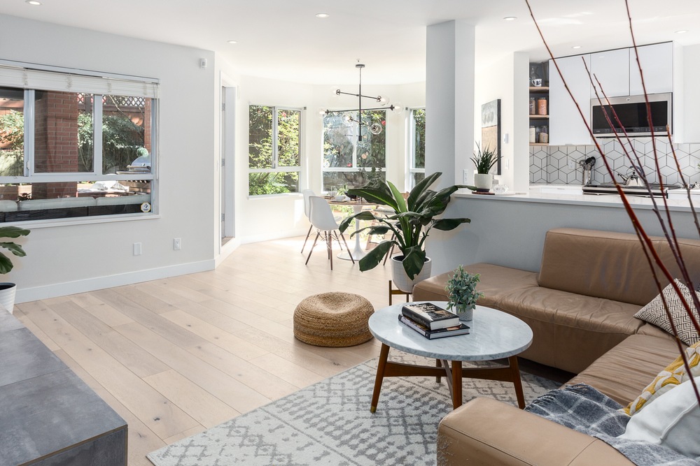 110 128 W 8th St, Central Lonsdale