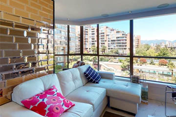 307-1490 Pennyfarthing Drive, False Creek