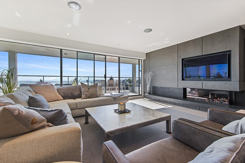 35 - 2238 Folkstone Way, Panorama Village