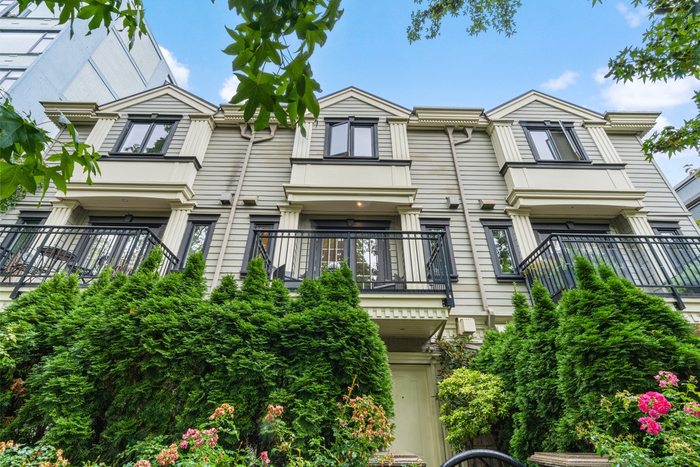 5 1135 Barclay St, West End VW