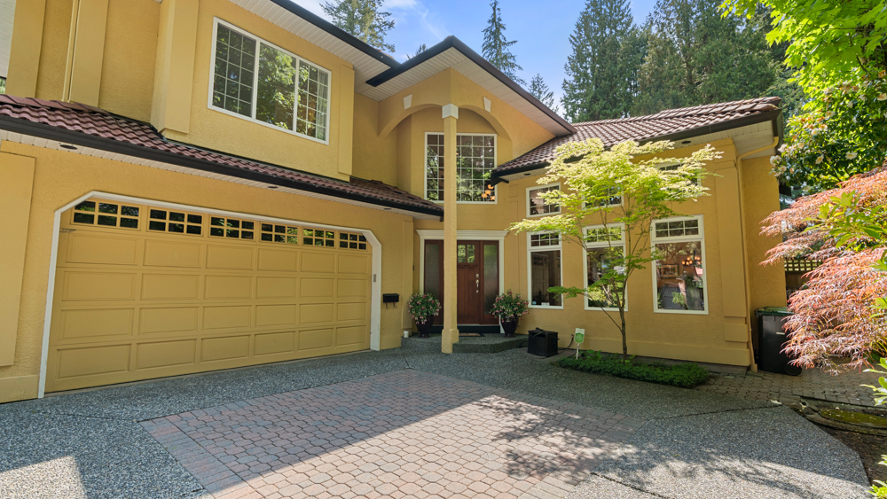 4951 Capilano Road, Canyon Heights NV