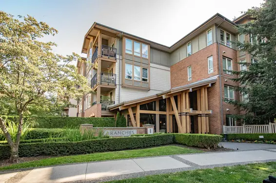 112 3275 Mountain Highway, Lynn Valley