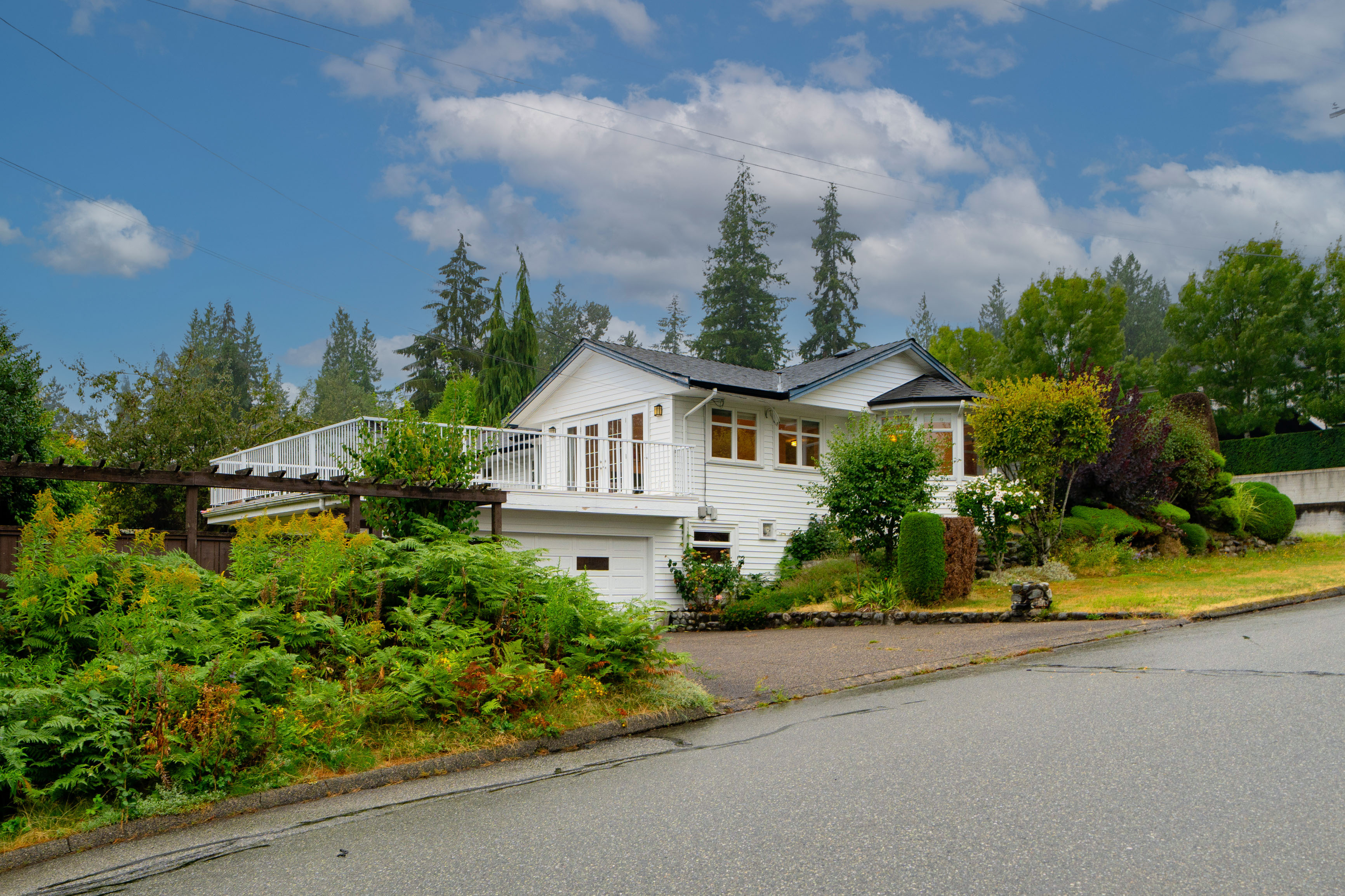 1005 Beaumont Drive, Edgemont