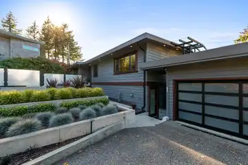 6239 Overstone Dr, Gleneagles