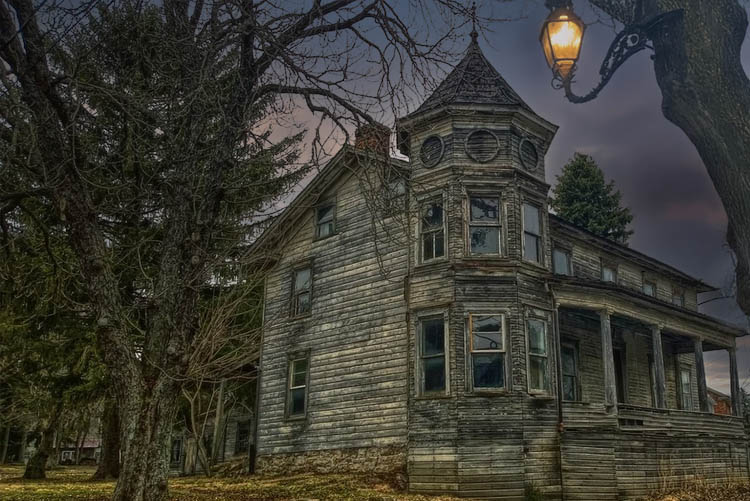 666 Redrum Place, BP